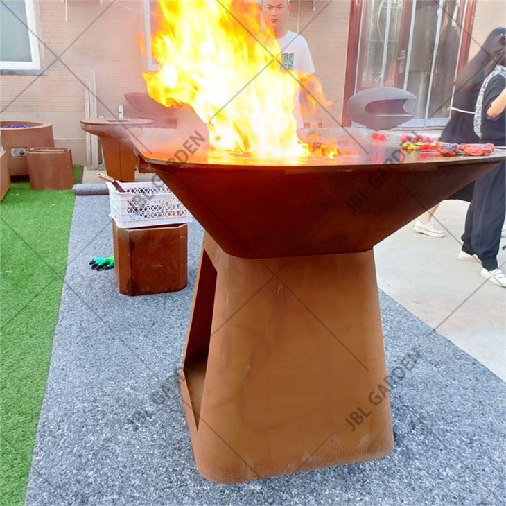 Grillställ till salu