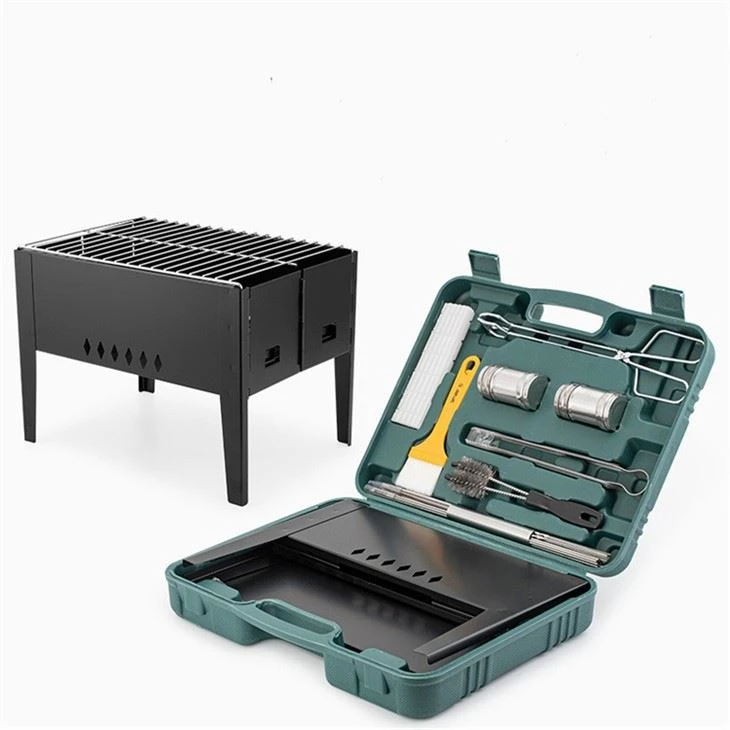 Fällbart kolgrillset utomhus