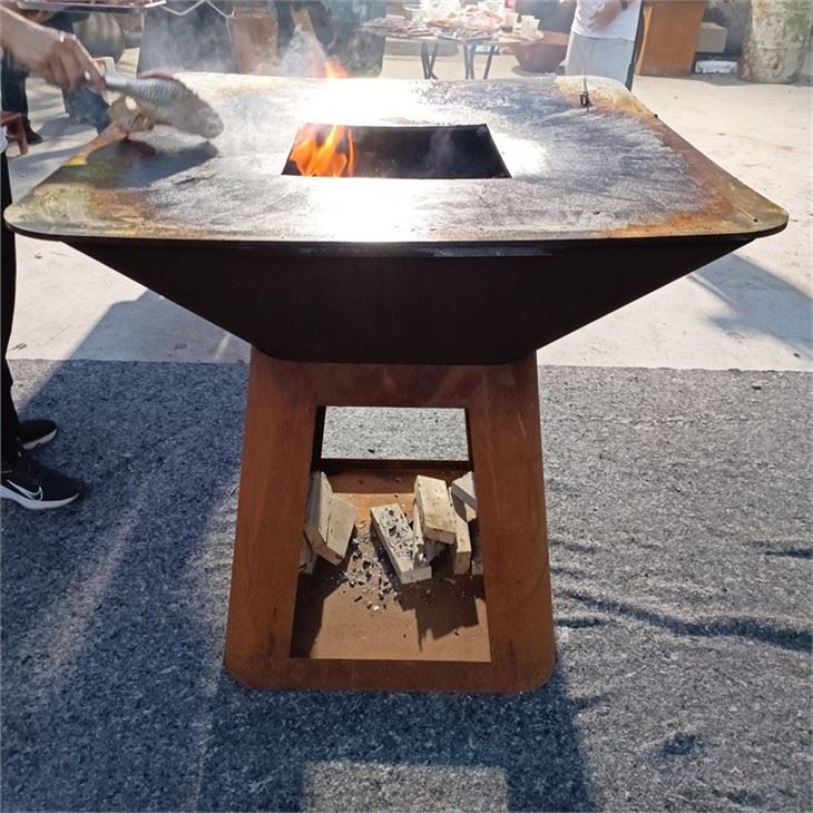 Gas Grill Stand