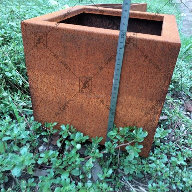 Metal Outdoor Pots