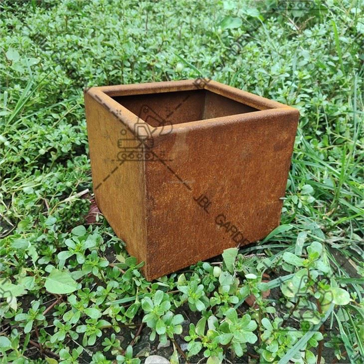 Small Metal Planter Boxes