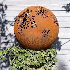 Laser Cut Corten Steel Metal Art Ball Skulptur
