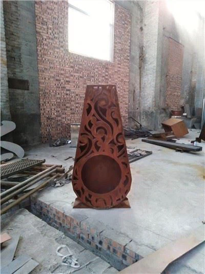 Utomhus Corten Steel Chiminea Eldstad