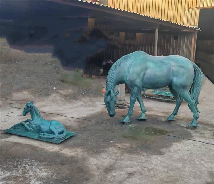 Outdoor Crafts Metal Cow Statue