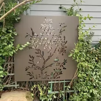 Outdoor Screen With Stand