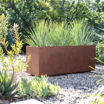 Corten stålanpassade krukor